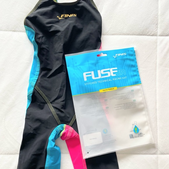 Finis Fuse Jr. Stitched Technical Racing Suit Youth size 8 Cotton Candy BrandNew